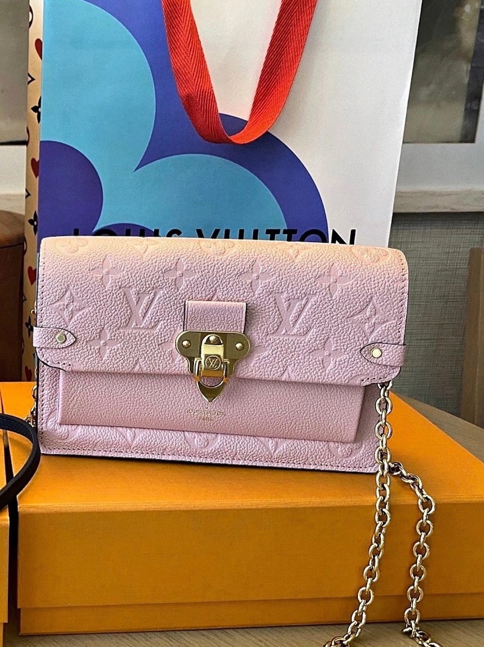 Louis Vuitton Monogram Empreinte S-Lock Wallet on Chain / Chain Wallet – Rose Tr